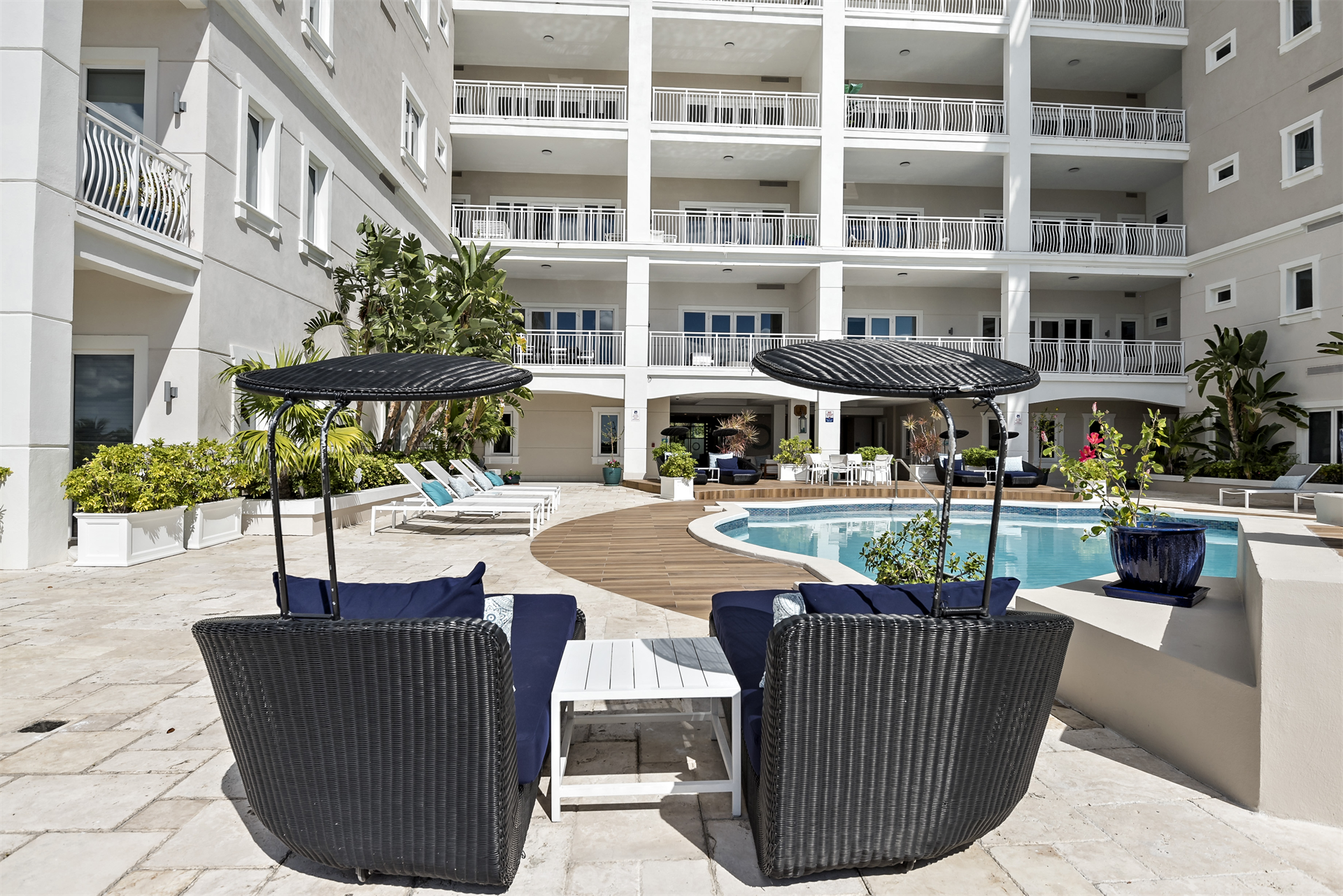 20. Condominiums for Sale at One Ocean, Paradise Island, Nassau and Paradise Island Bahamas