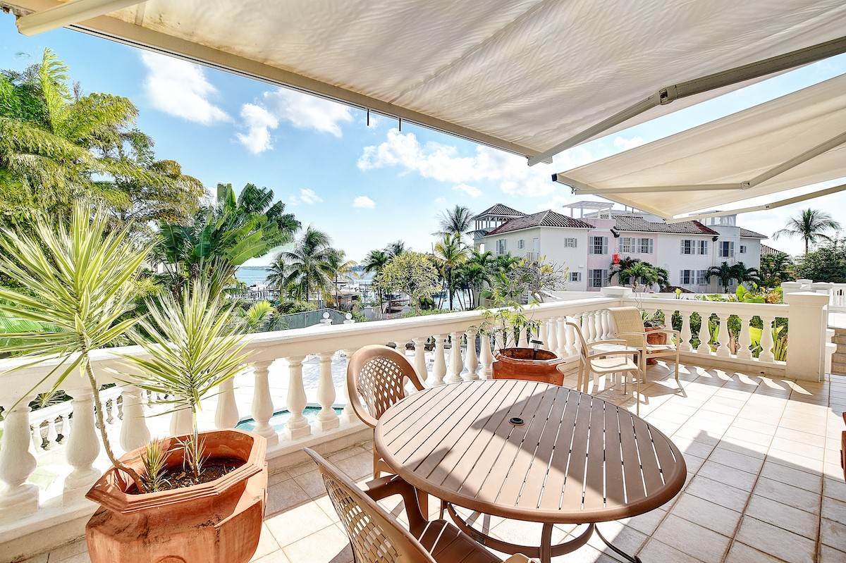 23. Condominiums for Sale at Paradise Island, Nassau and Paradise Island Bahamas