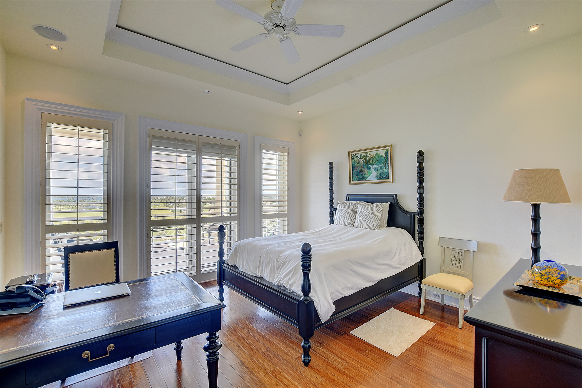 29. Condominiums for Sale at Ocean Club Estates, Paradise Island, Nassau and Paradise Island Bahamas