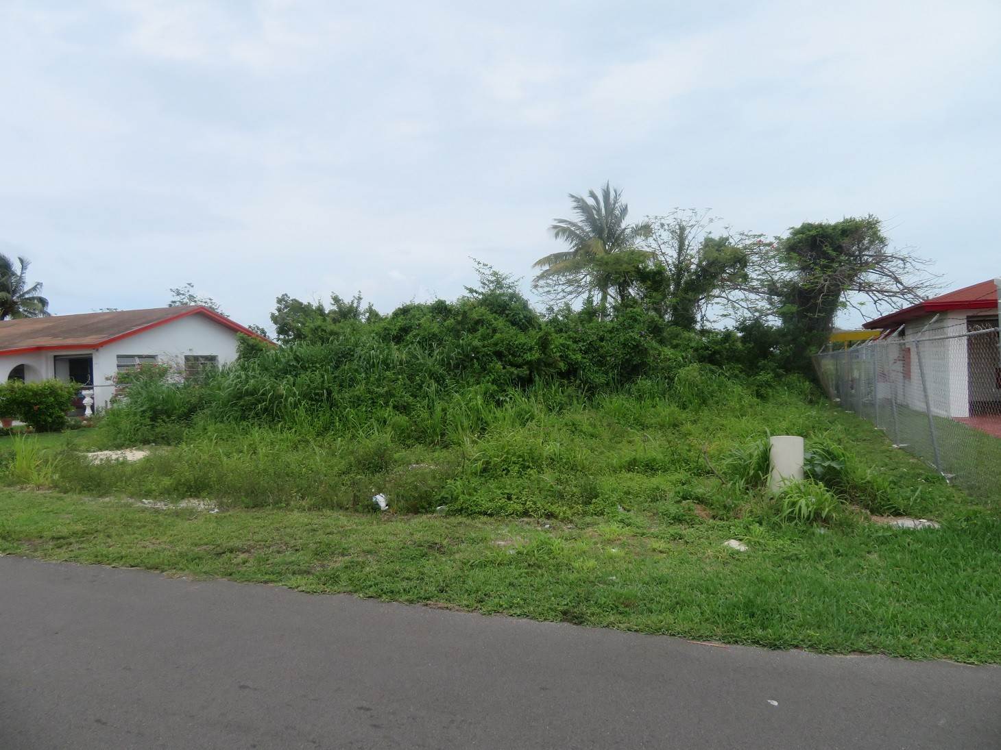 2. Acreage / Land / Lots for Sale at Colony Village Prince Charles Drive, Nassau and Paradise Island Bahamas