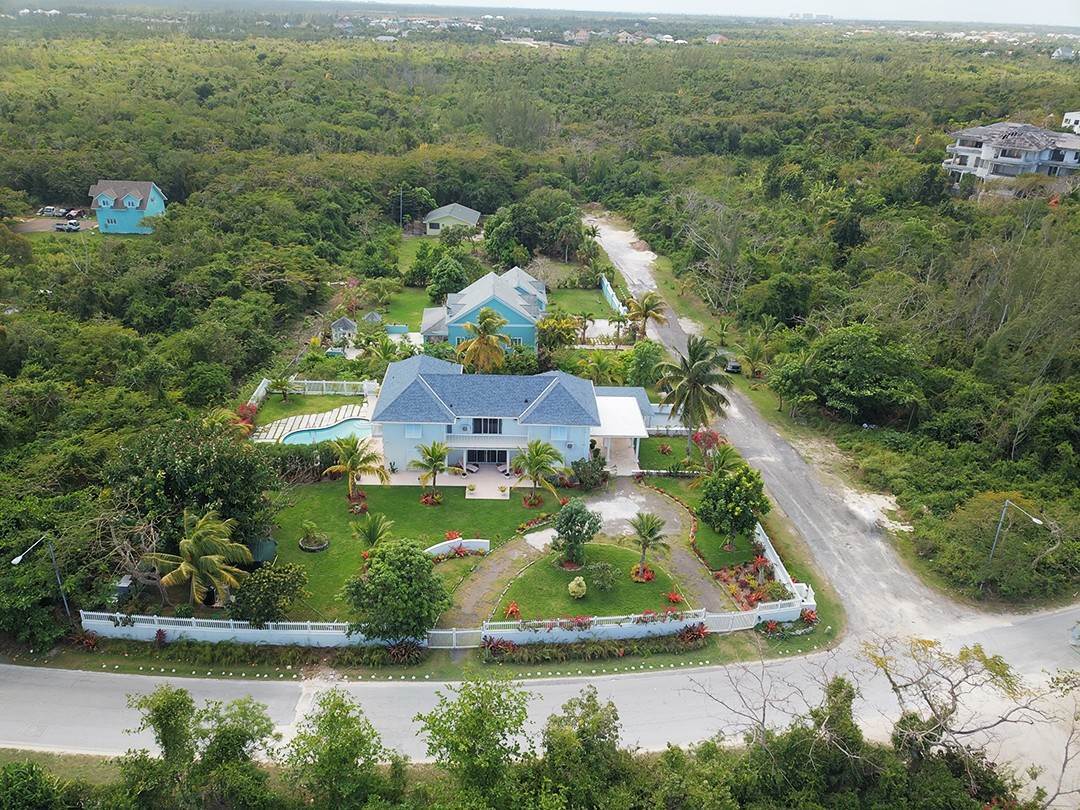28. Single Family Homes for Sale at Love Beach, Nassau And Paradise Island Bahamas