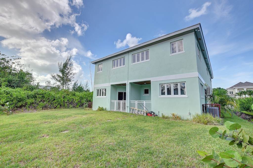 14. Condo / Townhouse for Rent at Sea Beach Estates Rental Sea Beach Estates, Nassau and Paradise Island Bahamas