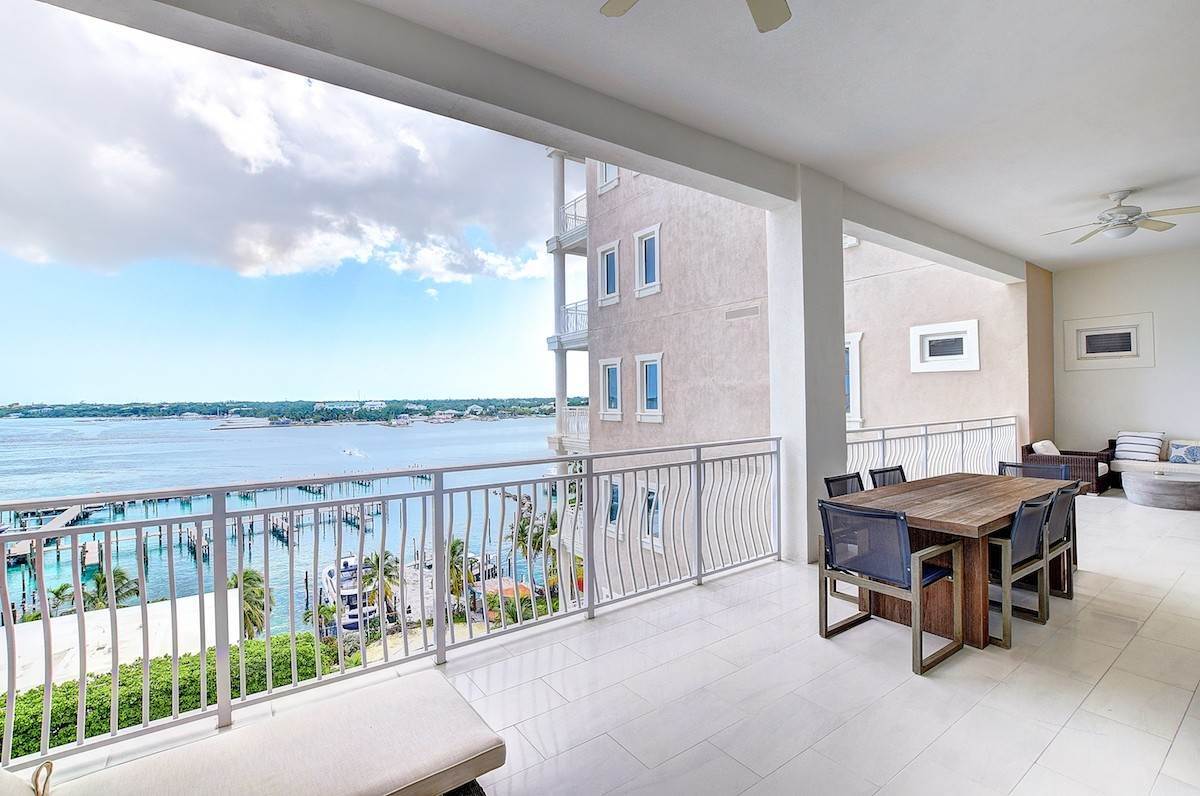 16. Condominiums for Sale at One Ocean, Paradise Island, Nassau and Paradise Island Bahamas