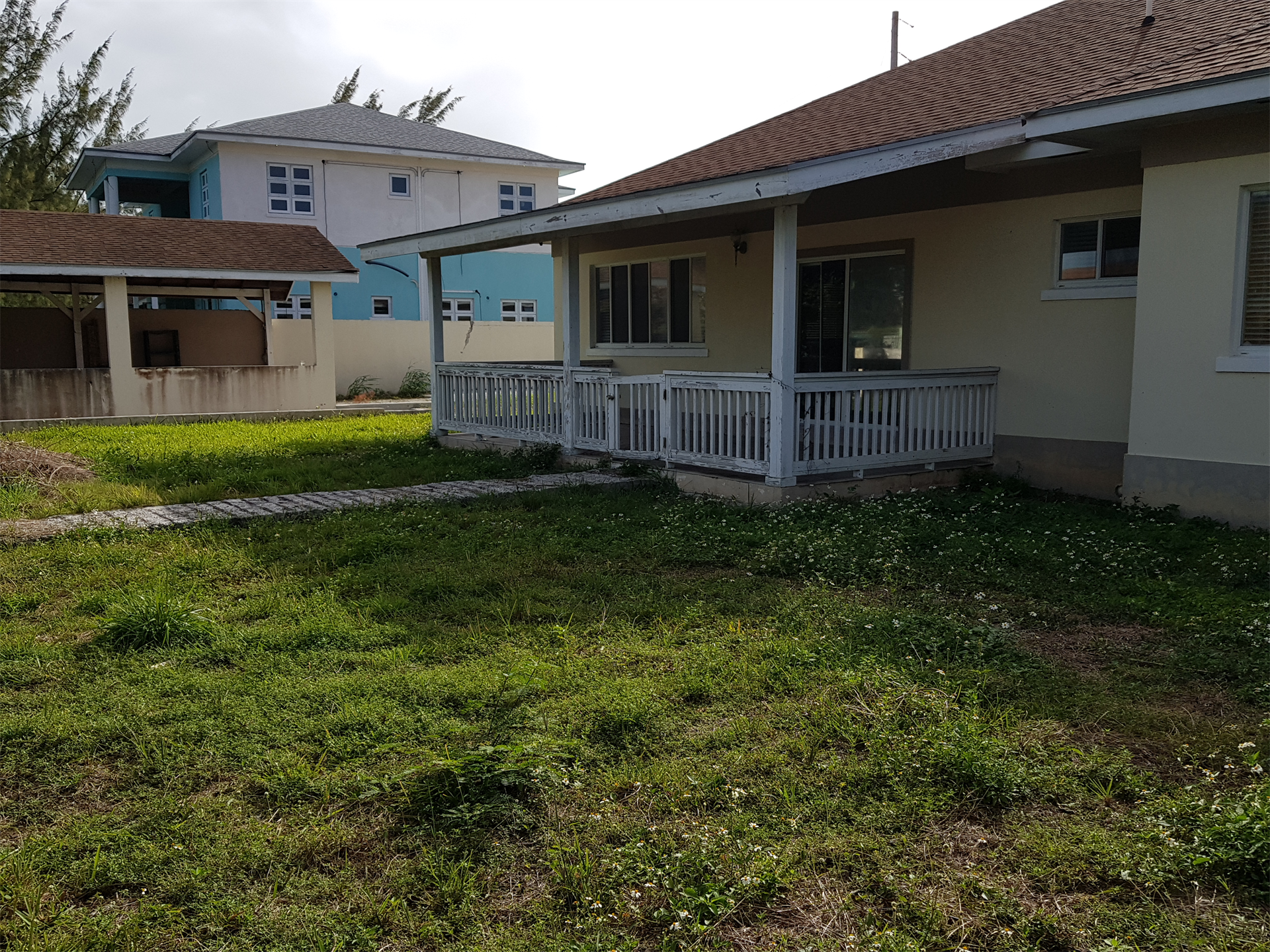 15. Single Family Homes for Sale at Sea Breeze Lot#8 Block #11 Nassau, New Providence Bahamas