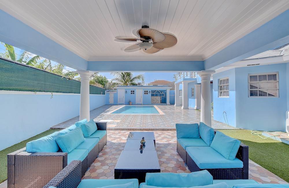 24. Single Family Homes for Sale at Tropical Gardens Lot# 43 Nassau, Nassau and Paradise Island Bahamas