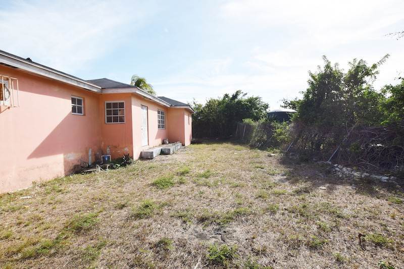 15. Single Family Homes for Sale at Woodburn Estates , Lot#6 Nassau, Nassau and Paradise Island Bahamas