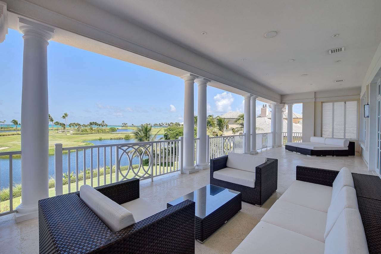 29. Single Family Homes for Sale at Ocean Club Estates, Paradise Island, Nassau and Paradise Island Bahamas