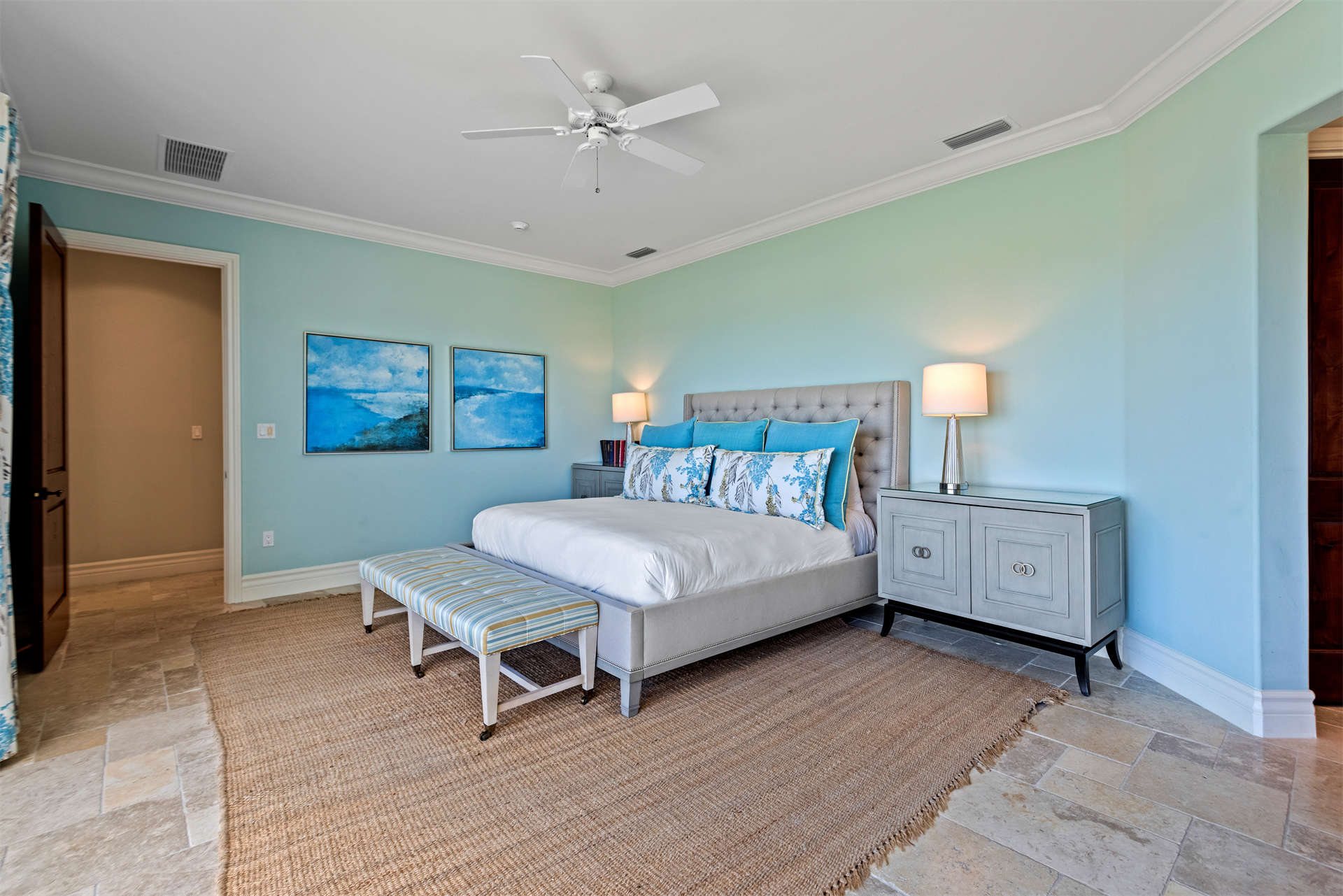 31. Condo / Townhome / Villa for Sale at Emerald Bay, Exuma Bahamas