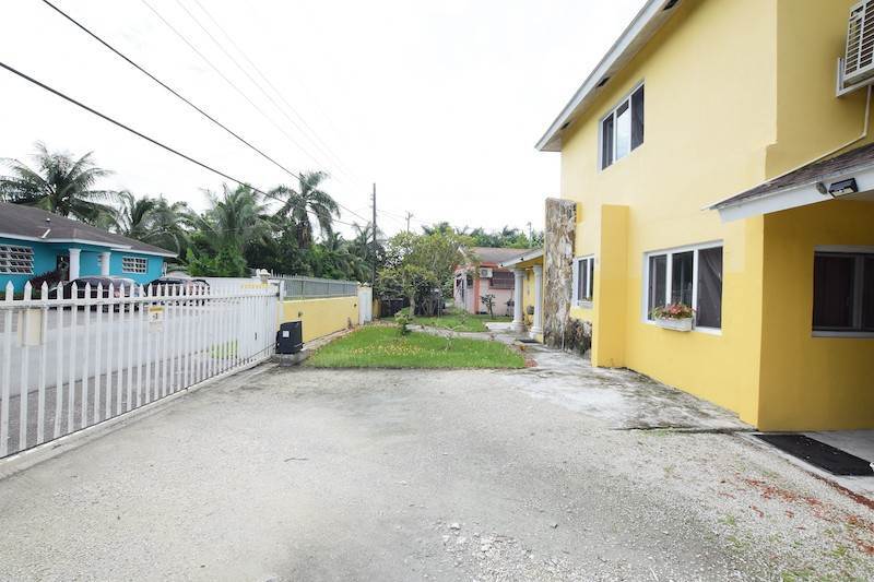 3. Single Family Homes for Sale at Carmichael Road , Allen Drive Nassau, Nassau And Paradise Island Bahamas