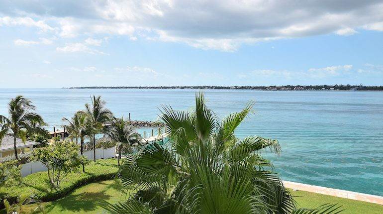 13. Condo / Townhouse for Sale at Ocean Club Estates, Nassau And Paradise Island Bahamas