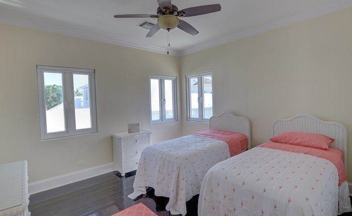 15. Single Family Homes for Rent at West Bay Street, Nassau And Paradise Island Bahamas