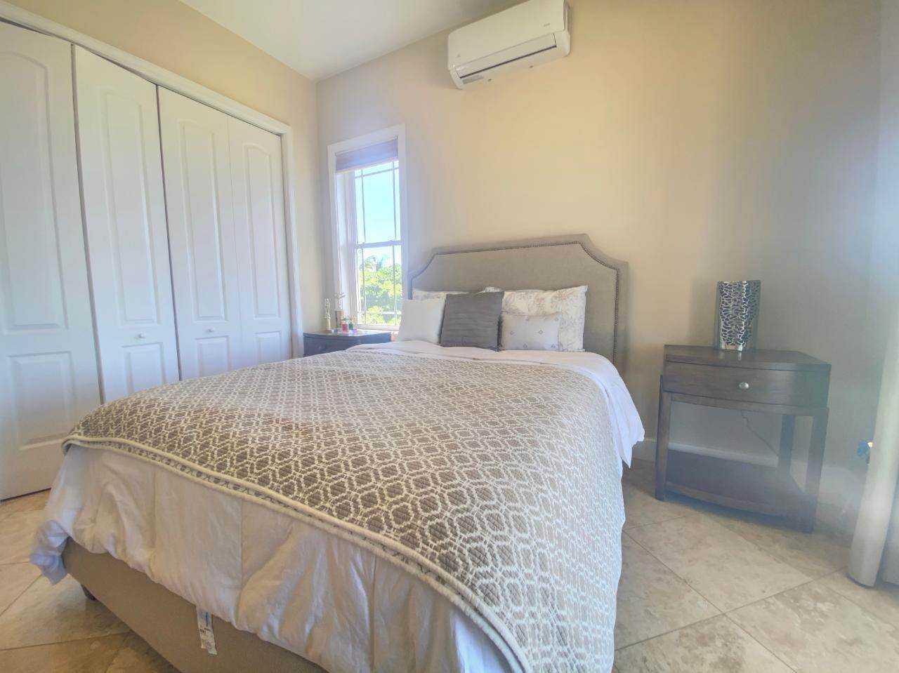 27. Single Family Homes for Sale at Seaclusion Canal Home Lot-12 Treasure Cay, Abaco Bahamas