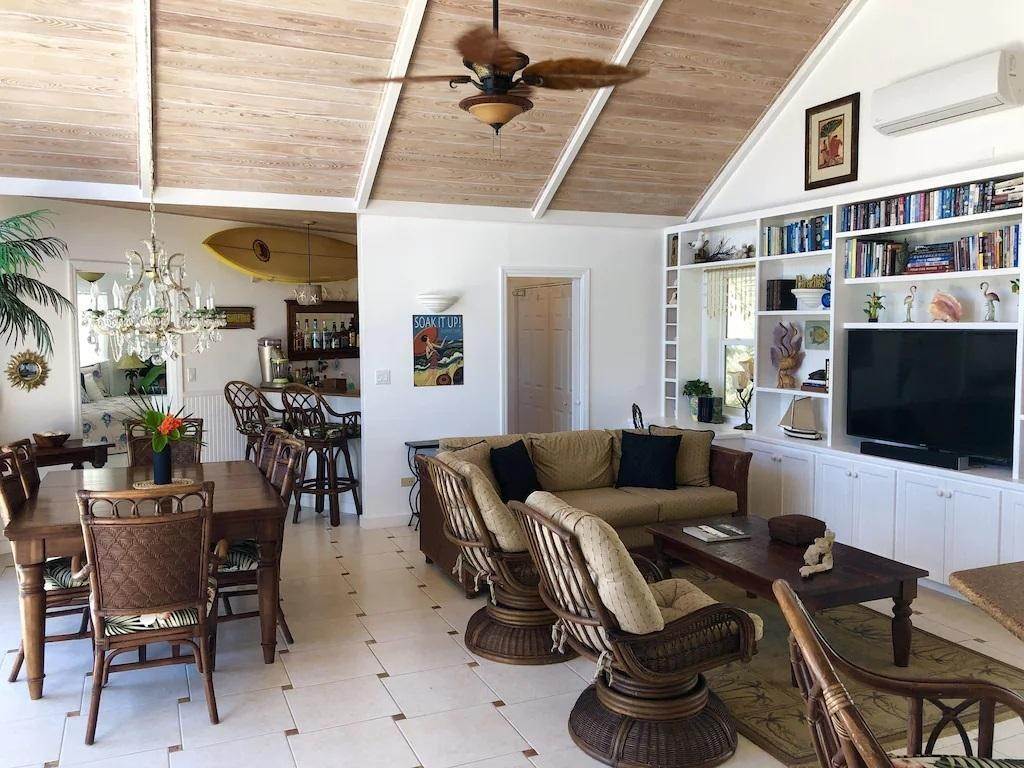 7. Single Family Homes for Sale at 4bd/3ba Beach Front House Lot-9b Miley, Long Island Bahamas