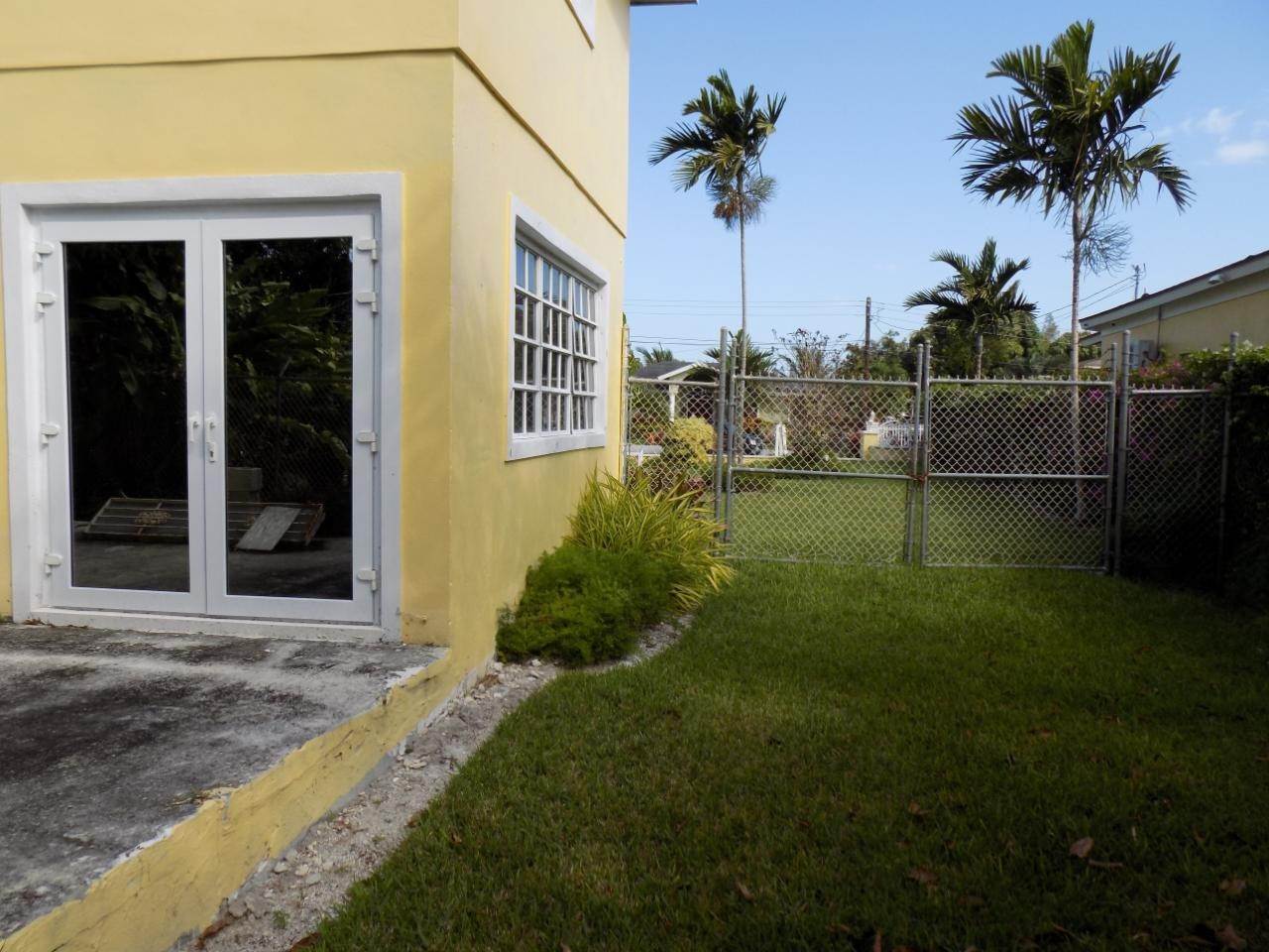 48. Single Family Homes for Rent at 70 Tuna Lane Lot-7 Coral Lakes, Coral Harbour, Nassau and Paradise Island Bahamas