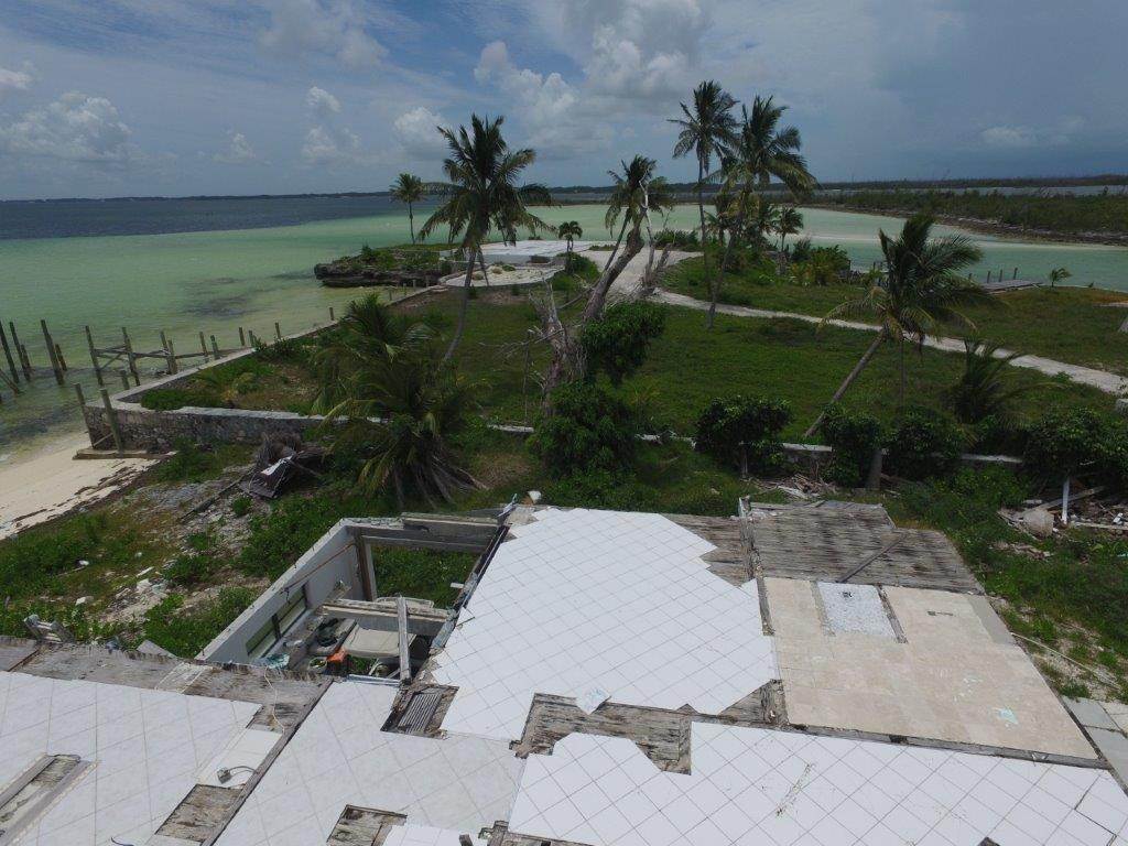 27. Single Family Homes for Sale at 3 Harbour View Home Lot-3 Treasure Cay, Abaco Bahamas