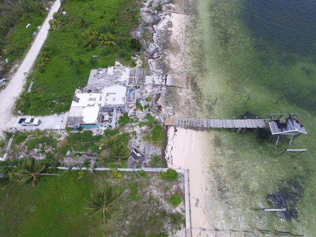 9. Single Family Homes for Sale at 3 Harbour View Home Lot-3 Treasure Cay, Abaco Bahamas