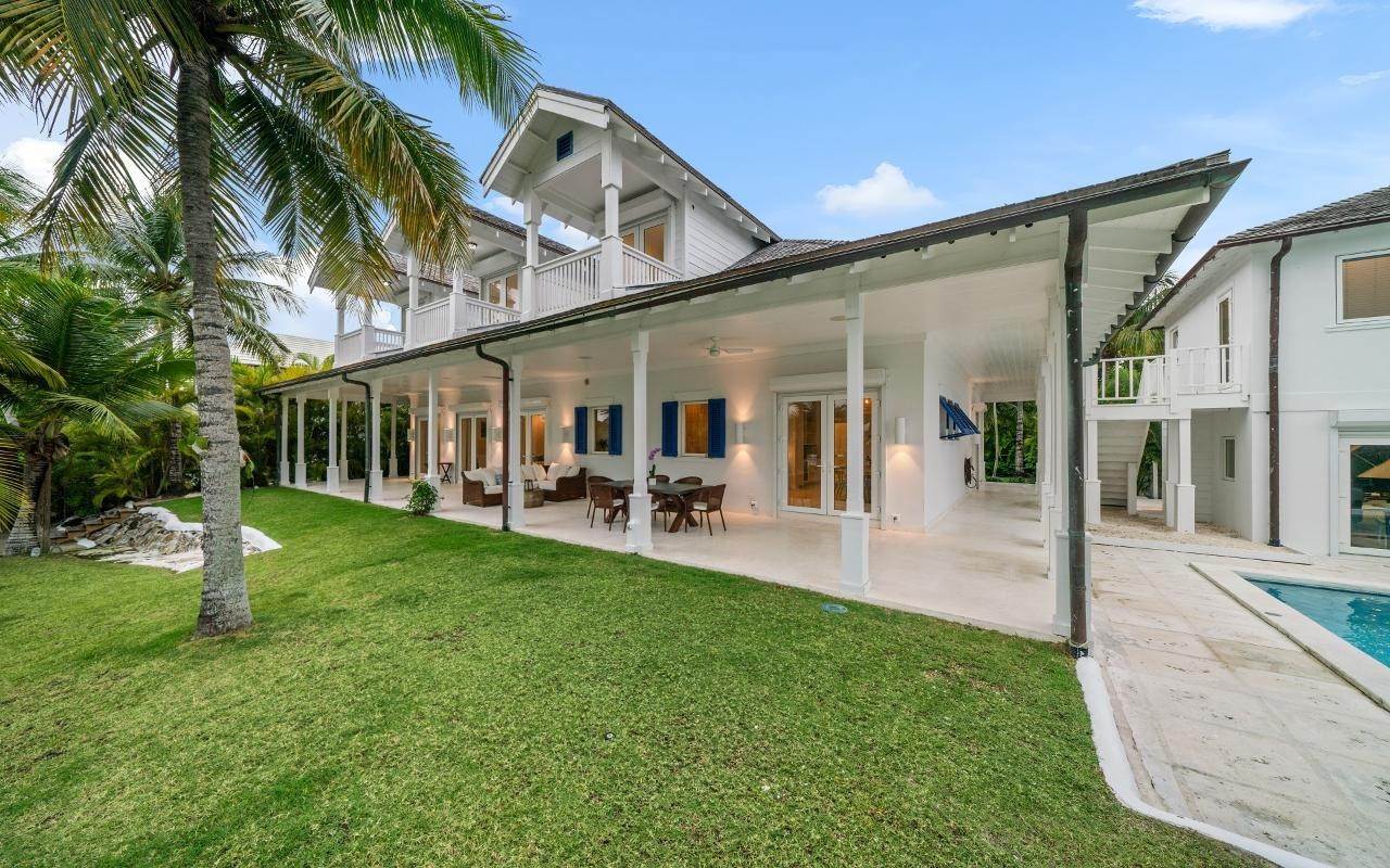 38. Single Family Homes for Sale at 4 Sea Island Old Fort Bay Lot-4 Islands At Old Fort Bay, Old Fort Bay, Nassau and Paradise Island Bahamas