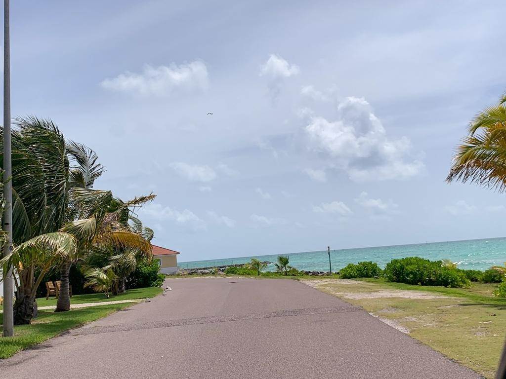 17. Single Family Homes for Sale at 135 Sapphire Crescent Lot-135 Treasure Cove, Yamacraw, Nassau and Paradise Island Bahamas
