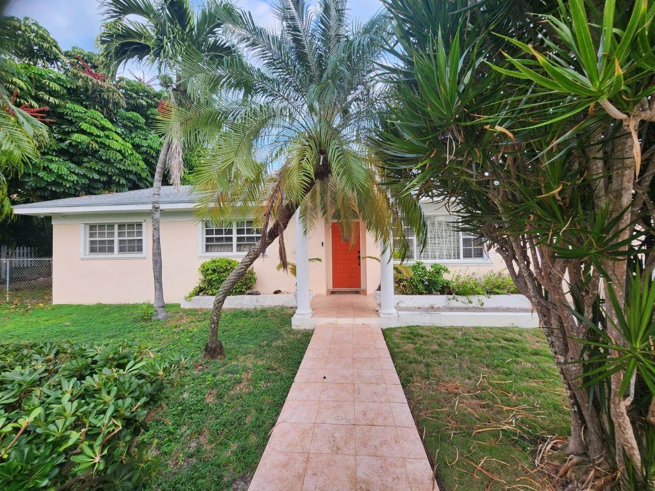 Single Family Homes for Sale at Tower Estates Drive Lot-19 Sapphire Ridge, Prince Charles Drive, Nassau and Paradise Island Bahamas